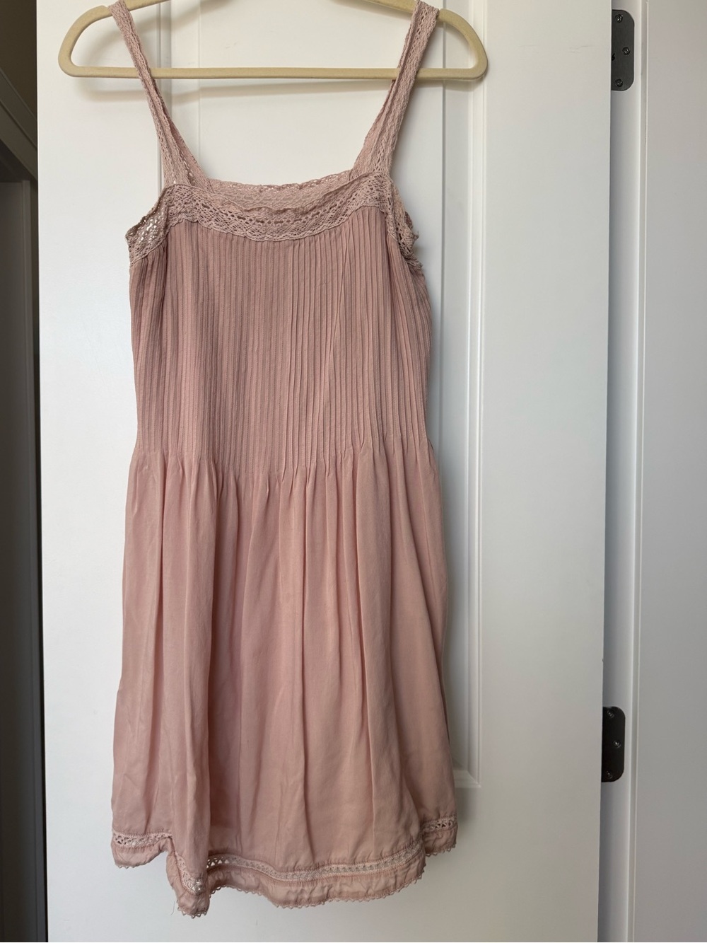 Aritzia Wilfred Leone Dress